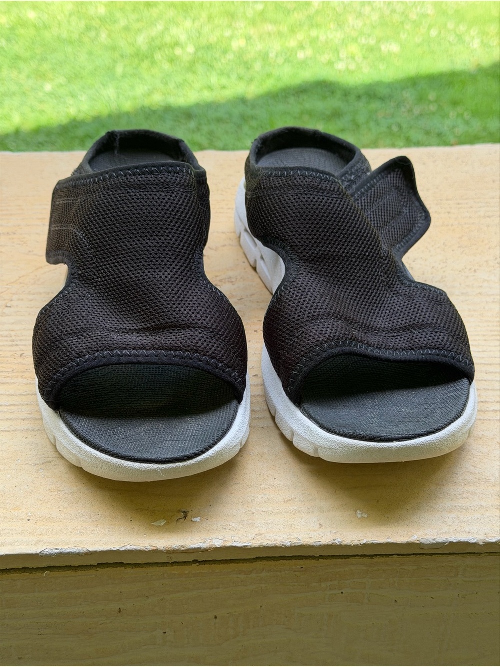 Easy Spirit Black Mesh Slide Sandals with White Sole